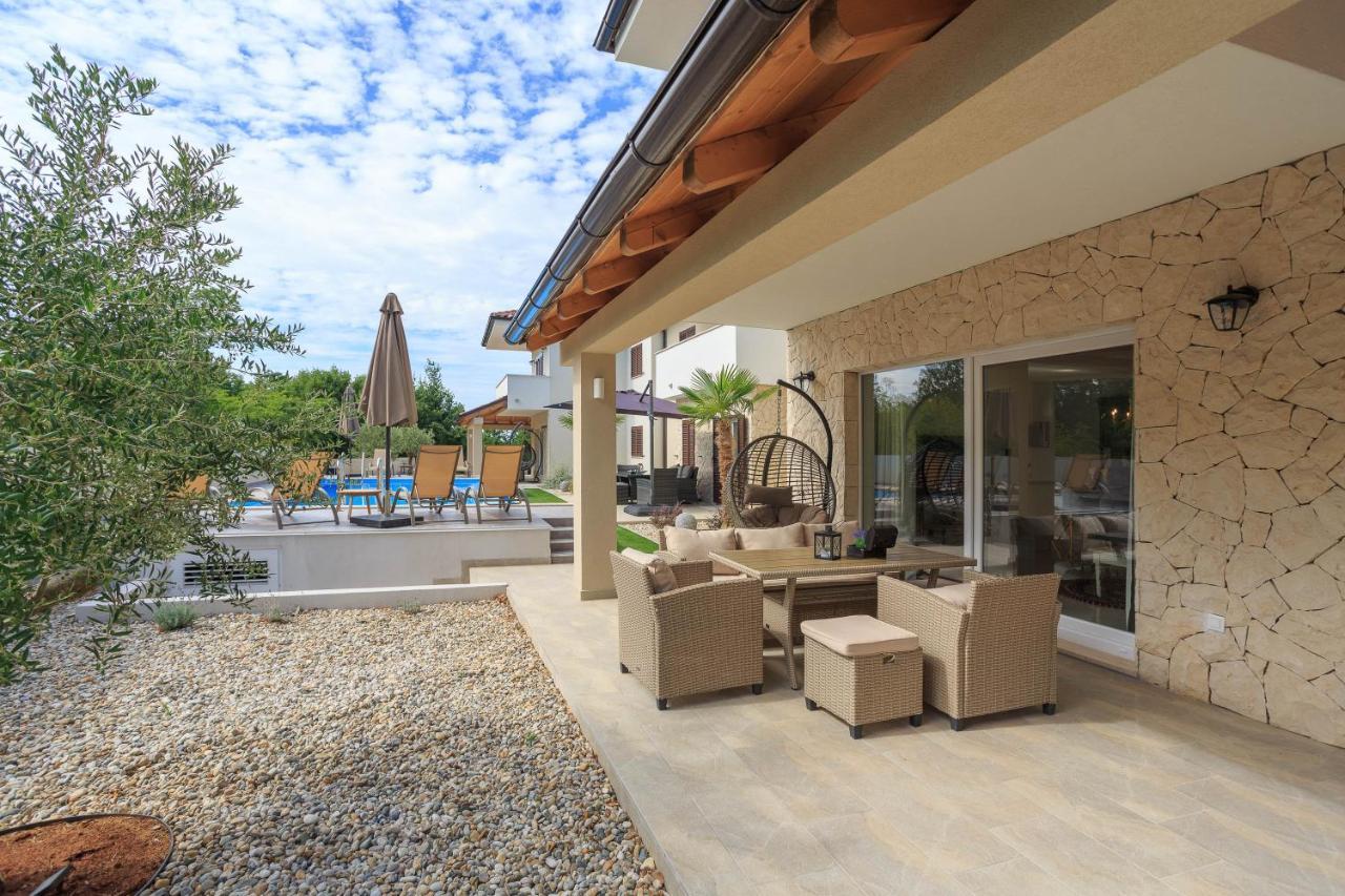 Villa Antonada Vrh  Экстерьер фото
